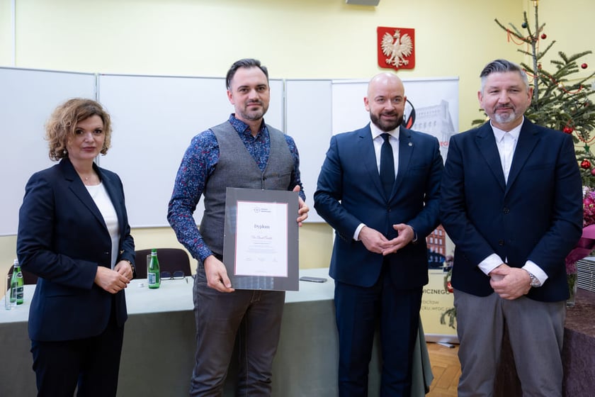 Wręczenie dyplomów dyrektorom placówek oświatowych, 10.01.2024